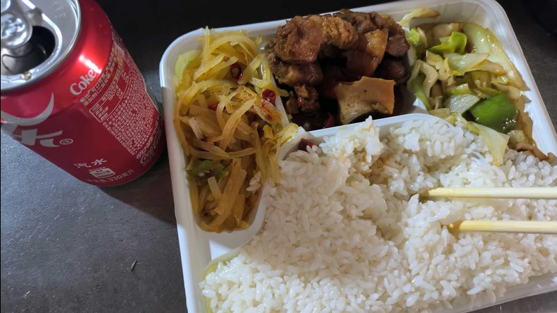 保姆与育儿嫂：职责差异及选择要点
